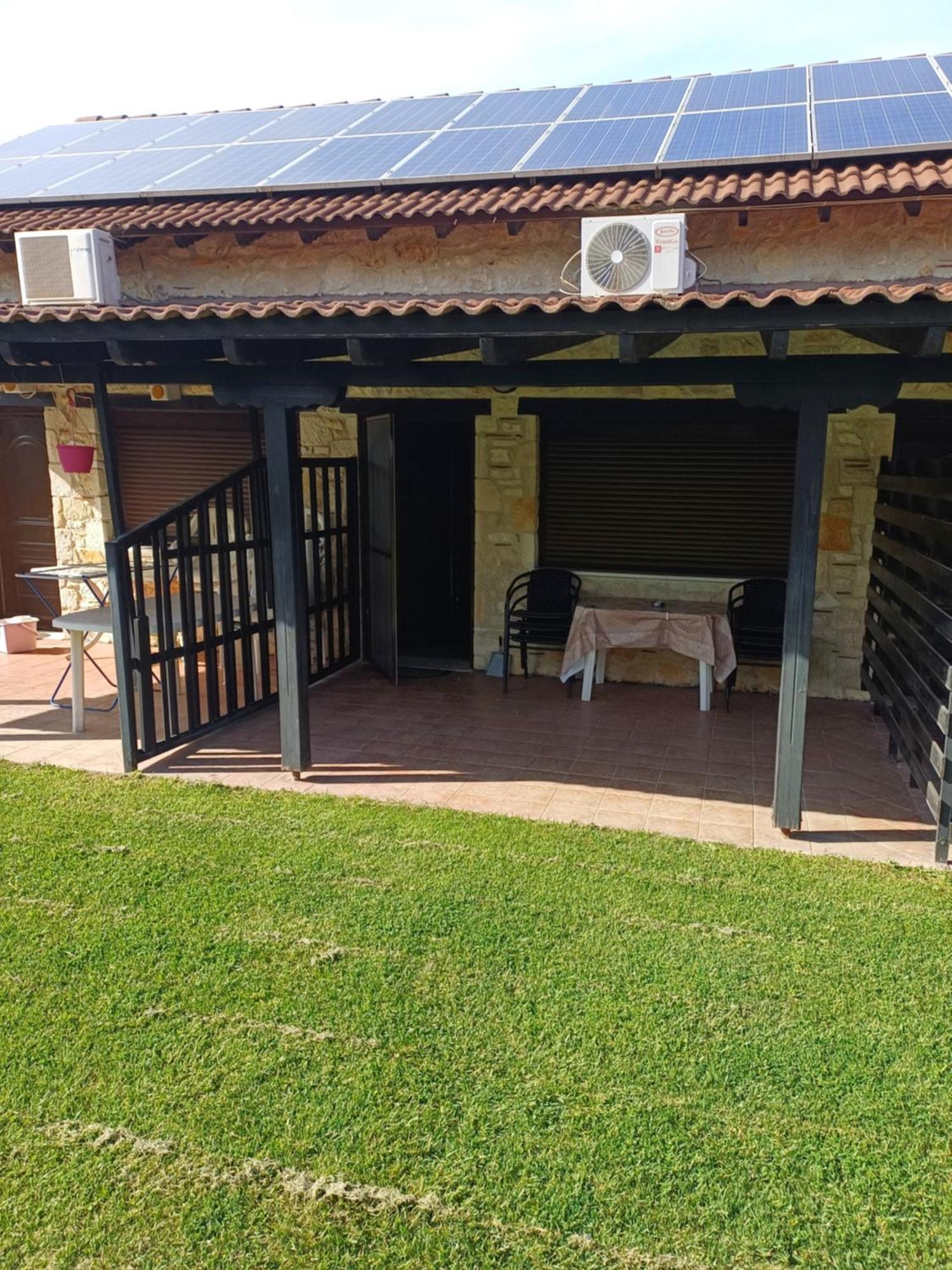 Gioulis Apartments & Studios Nea Plagia Exterior foto