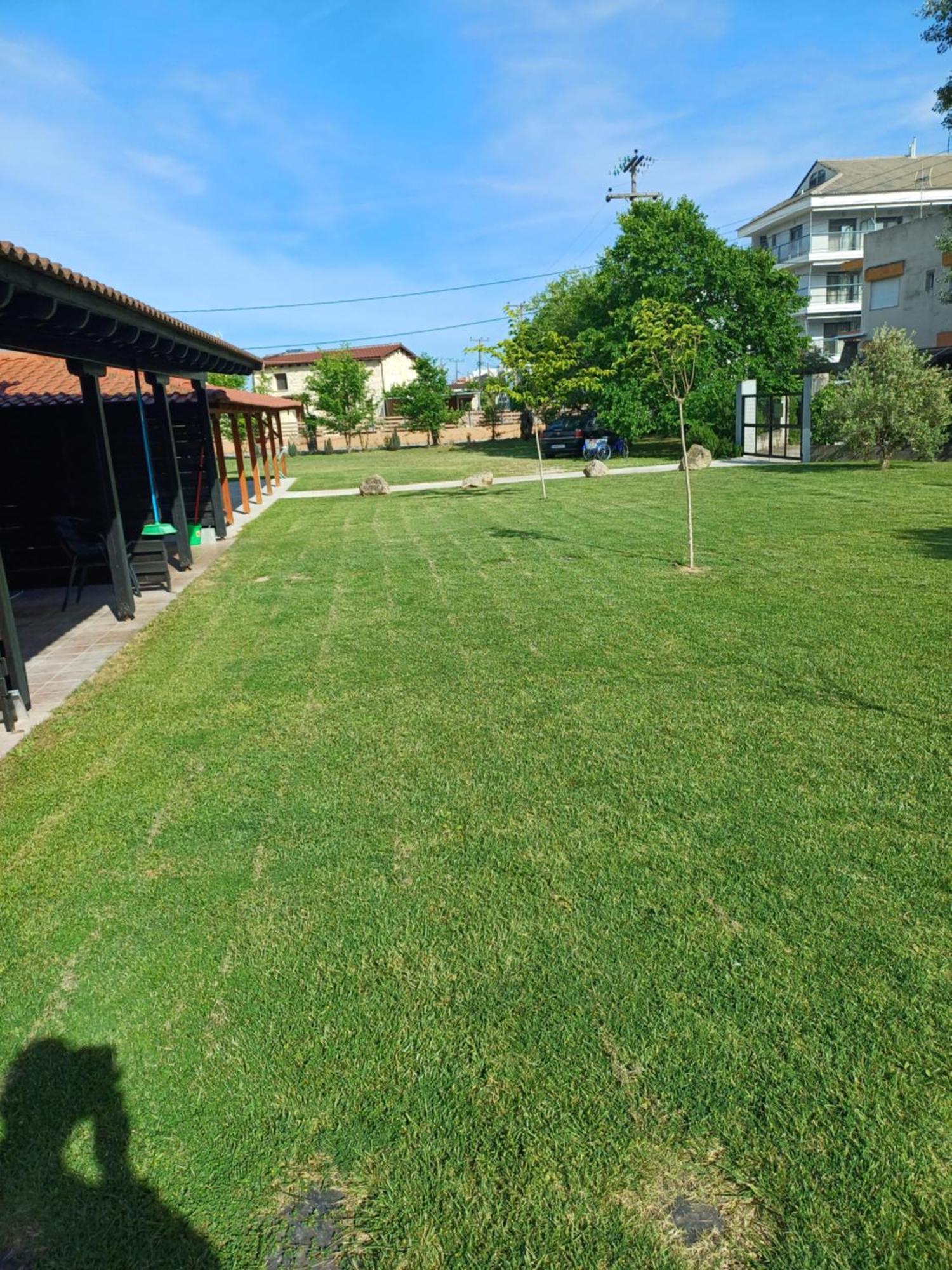 Gioulis Apartments & Studios Nea Plagia Exterior foto