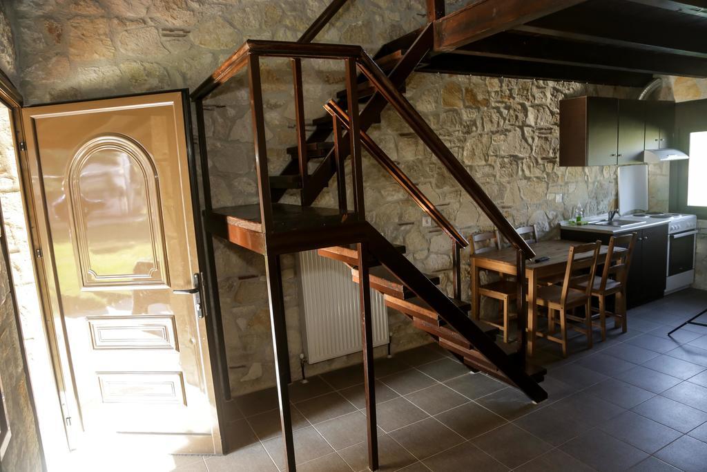 Gioulis Apartments & Studios Nea Plagia Exterior foto