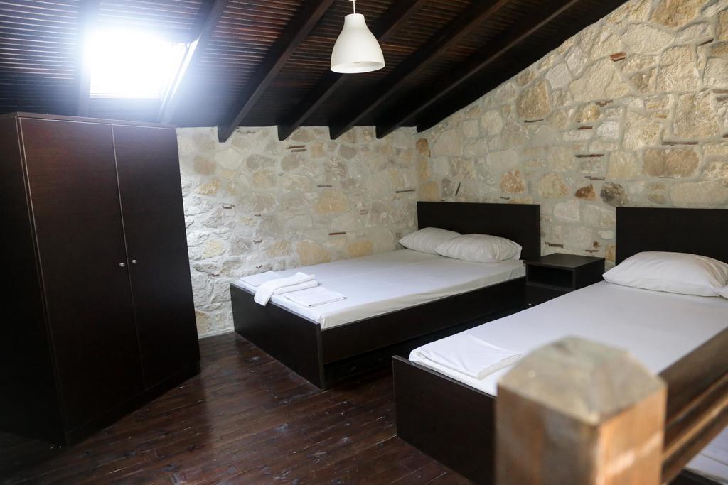 Gioulis Apartments & Studios Nea Plagia Exterior foto